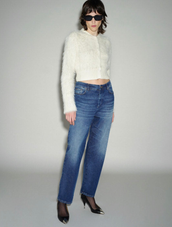 Jeans with sequin pocket on the back