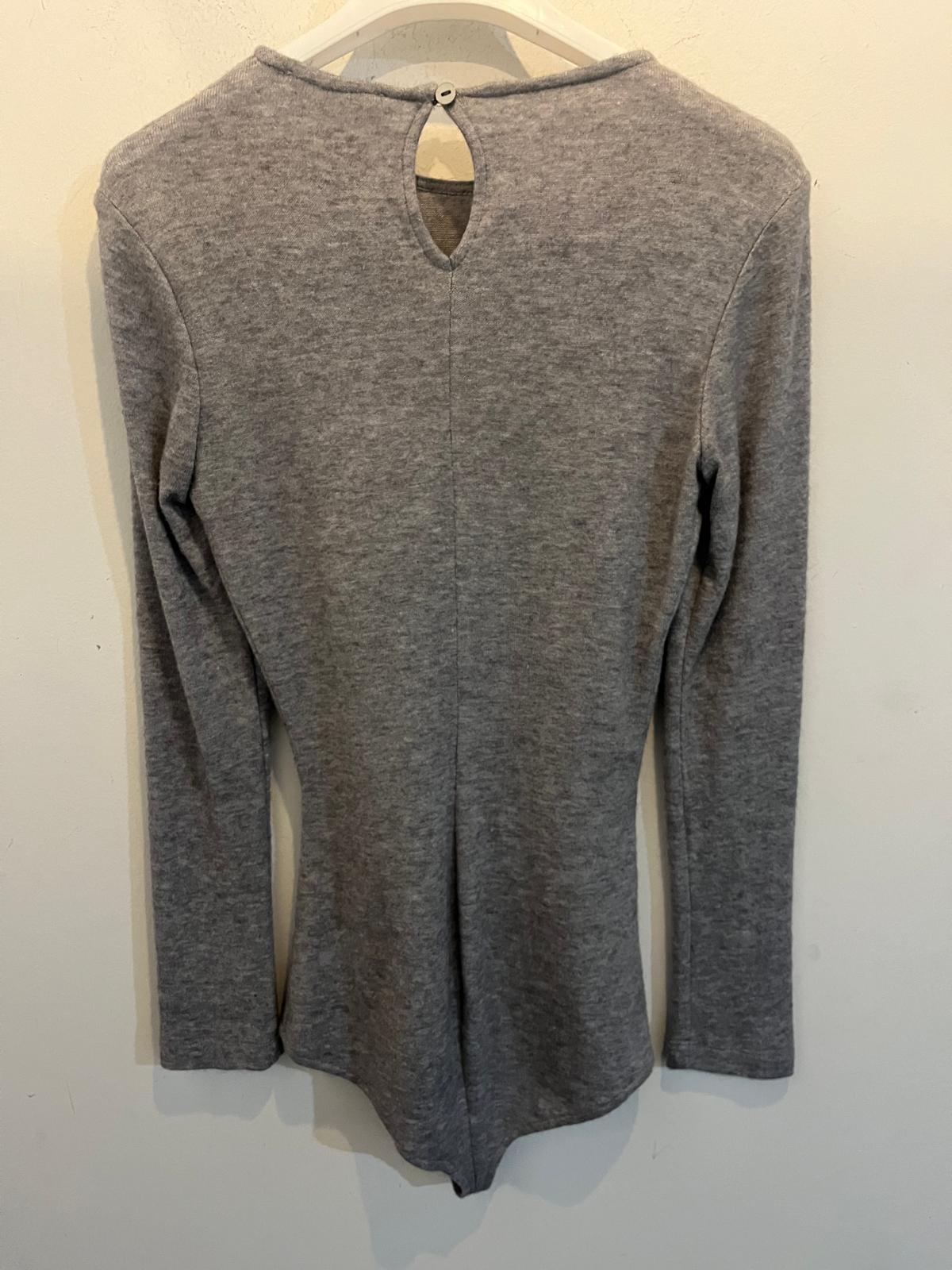 Grey jersey long-sleeve bodysuit